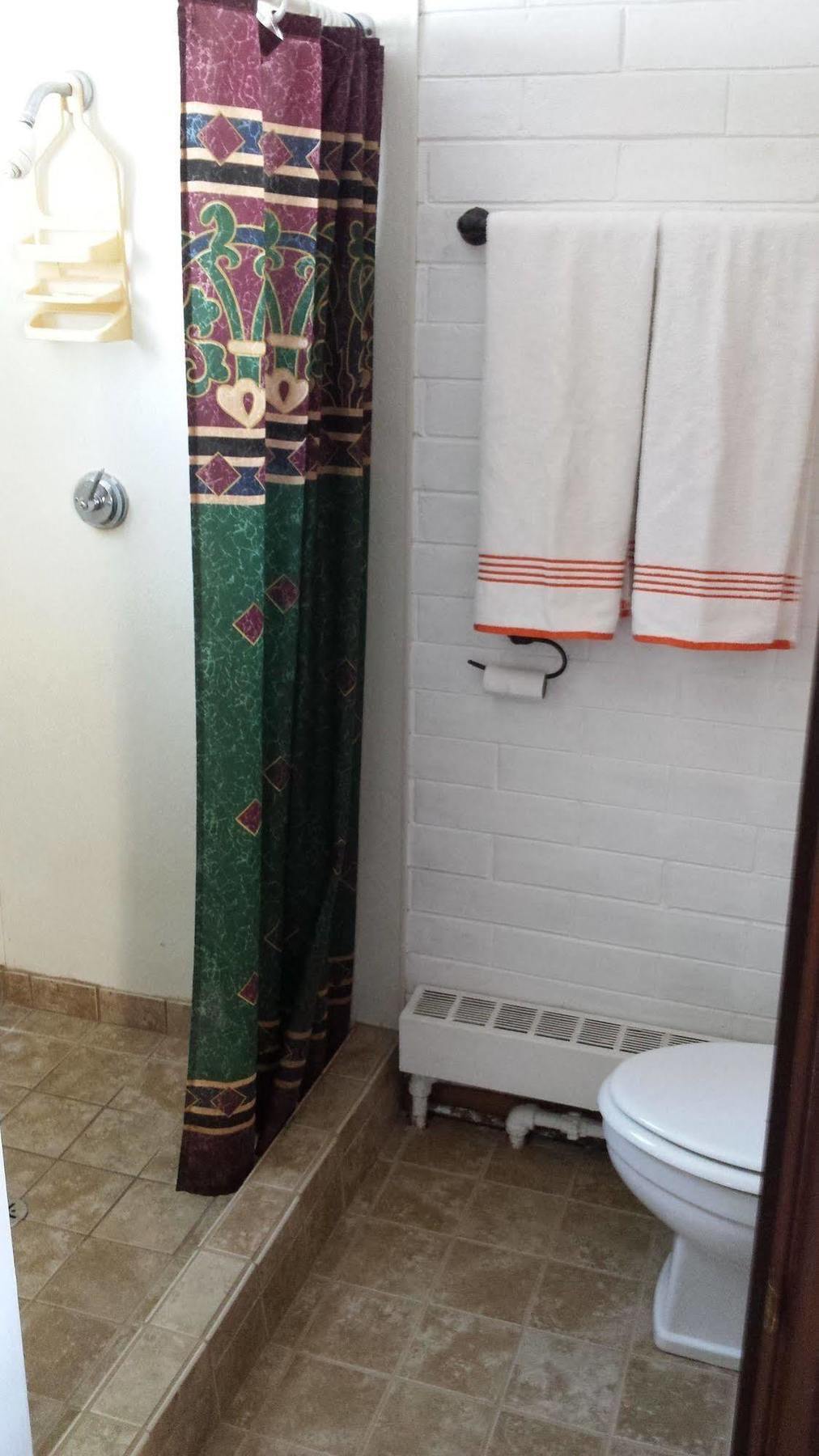 Two Rivers Cool City Motel מראה חיצוני תמונה
